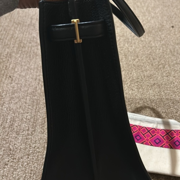 Tory Burch Med. Tote - Picture 13 of 16